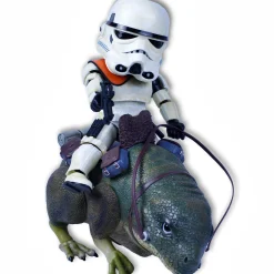 Beast Kingdom Star Wars^Star Wars Sandtrooper & Dewback Sammelfigur
